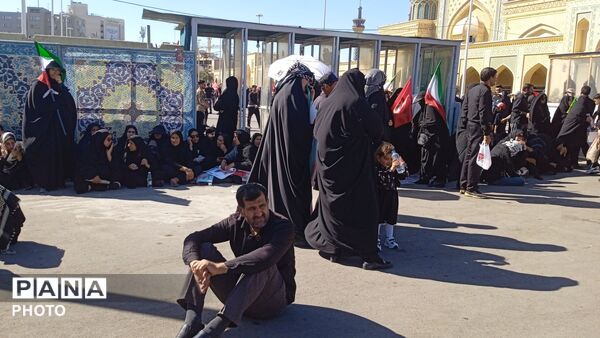 وعده گاه عاشقی در ظهر داغ مشهد 