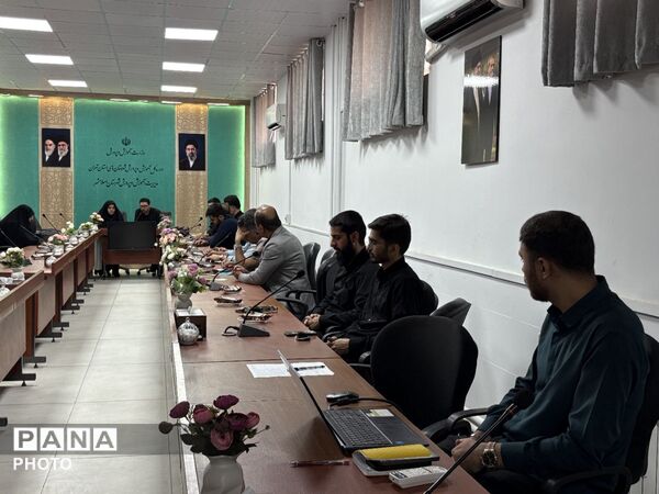 نشست هماهنگی مراسم استانی «احلی من العسل» در اسلامشهر