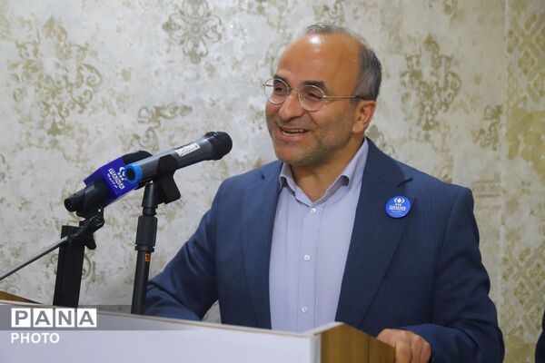 پانا؛ روایت ۲۴ سال آگاهی در قاب مانور رسانه‌ای آذربایجان شرقی