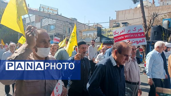 راهپیمایی مردم ولایتمدار شهرستان ورامین در محکومیت رژیم صهیونسیتی 