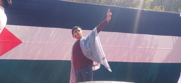 سربازان کوچک در حمایت از کودکان فلسطین