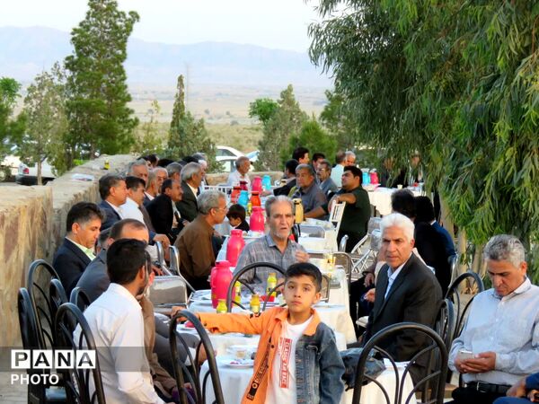 همایش «سپاس معلم» در خلیل‌آباد