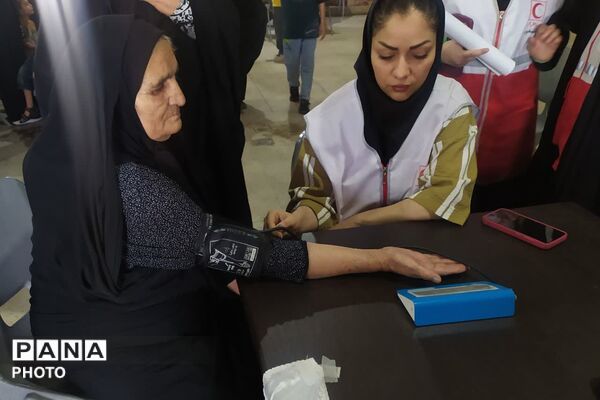 طنین لالایی عاشورایی در همایش شیرخوارگان حسینی شهر لپویی