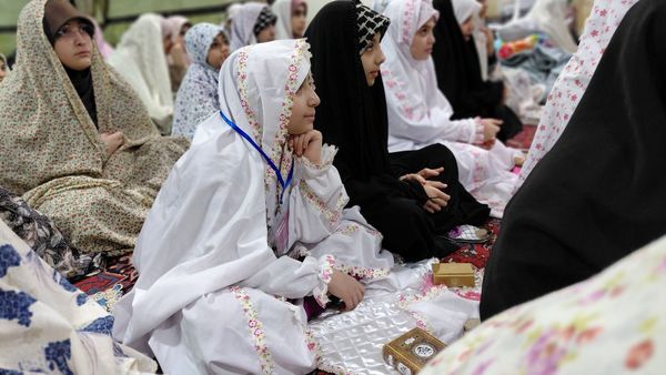 نخستین روز اعتکاف در مسجد جامع ناحیه 1 کرج 