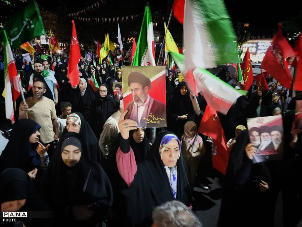 همه ایران یکصدا و یکدل در دفاع از لبنان