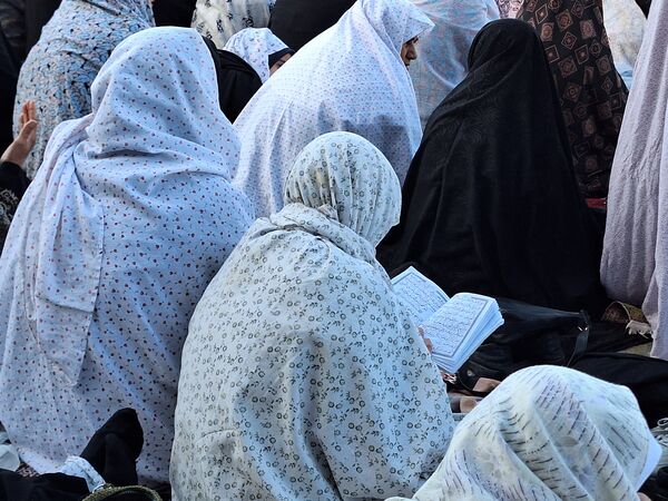 شکوه بندگی در قاب پانا 