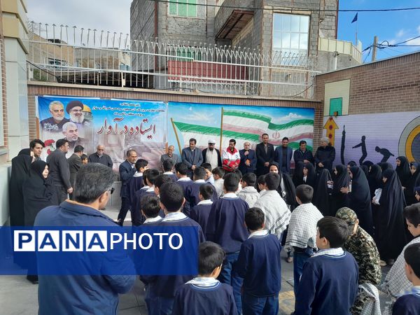 همایش ایران همدل در دبستان غیردولتی امام حسین(ع)