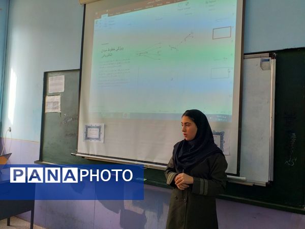 جشنواره همیار معلم در دبیرستان دخترانه شهید همت ملارد