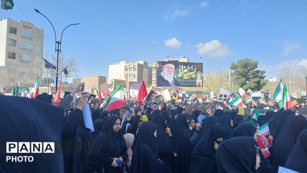 تشیع پیکر مطهر شهید پاسدار محمد صادق نظافتی در کاشمر 