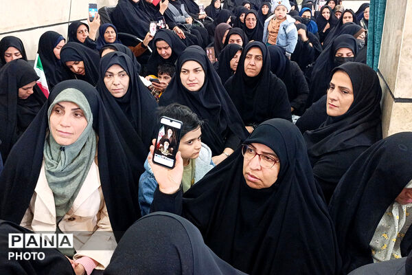 بیعت فرهنگیان شهرستان بجنورد با سومین رهبر انقلاب 