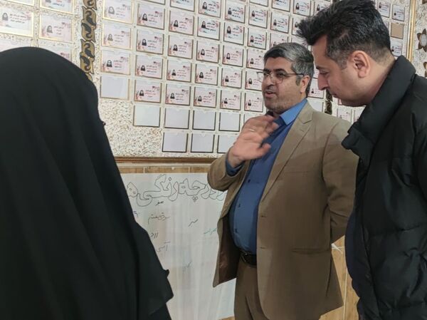 بازدید معاون پرورشی و تربیت بدنی ناحیه سه از دبیرستان مصلی‌نژاد ام البنین 