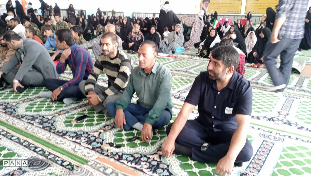 نماز جمعه پاتاوه با ویژه‌برنامه‌های هفته دفاع مقدس