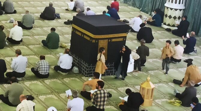مراسم دعای روز عرفه در شهرکرد 