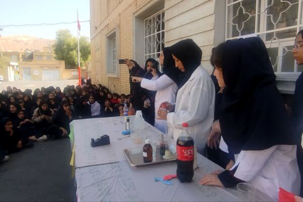 دانش‌آموزان با دستان خود، اسرار علم را گشودند