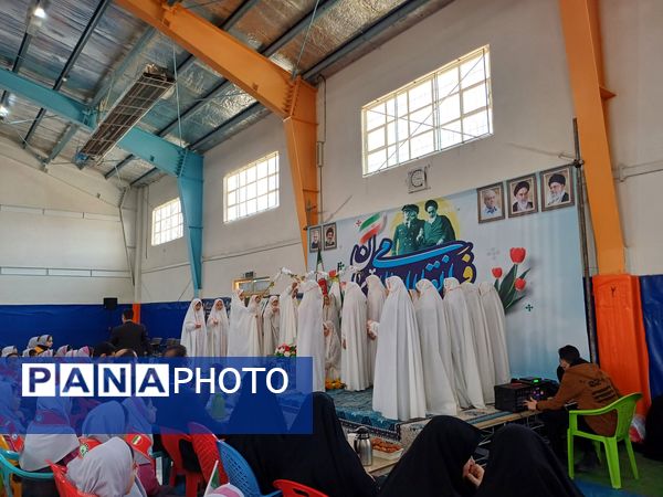 همایش یاوران انقلاب پیشگامان مقاومت در شهرستان جاجرم 