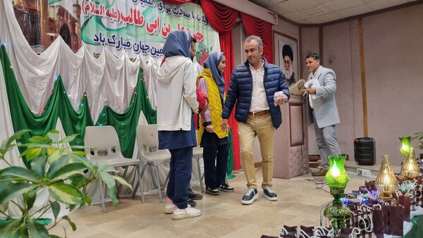 جشن ولادت حضرت علی (ع) به همت دبیرستان آسیه منطقه رضویه