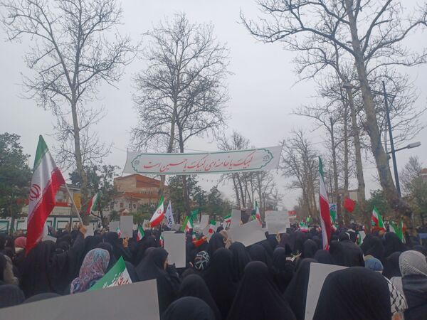 ملّت ایران در صحنه،انقلاب اسلامی در اوج