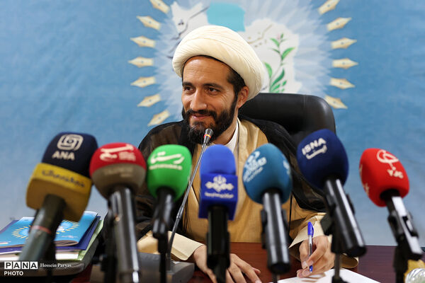 نشست خبری رئیس سازمان پژوهش و برنامه‌‌ریزی آموزشی در حاشیه سی و نهمین اجلاس روسای آموزش و پرورش
