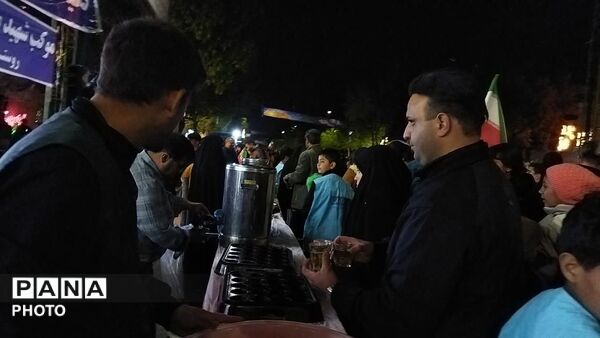 قاب هایی از جنس خدمت در نیشابور-۲