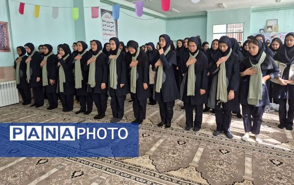 جشن باشکوه پیروزی انقلاب در مدارس مروست