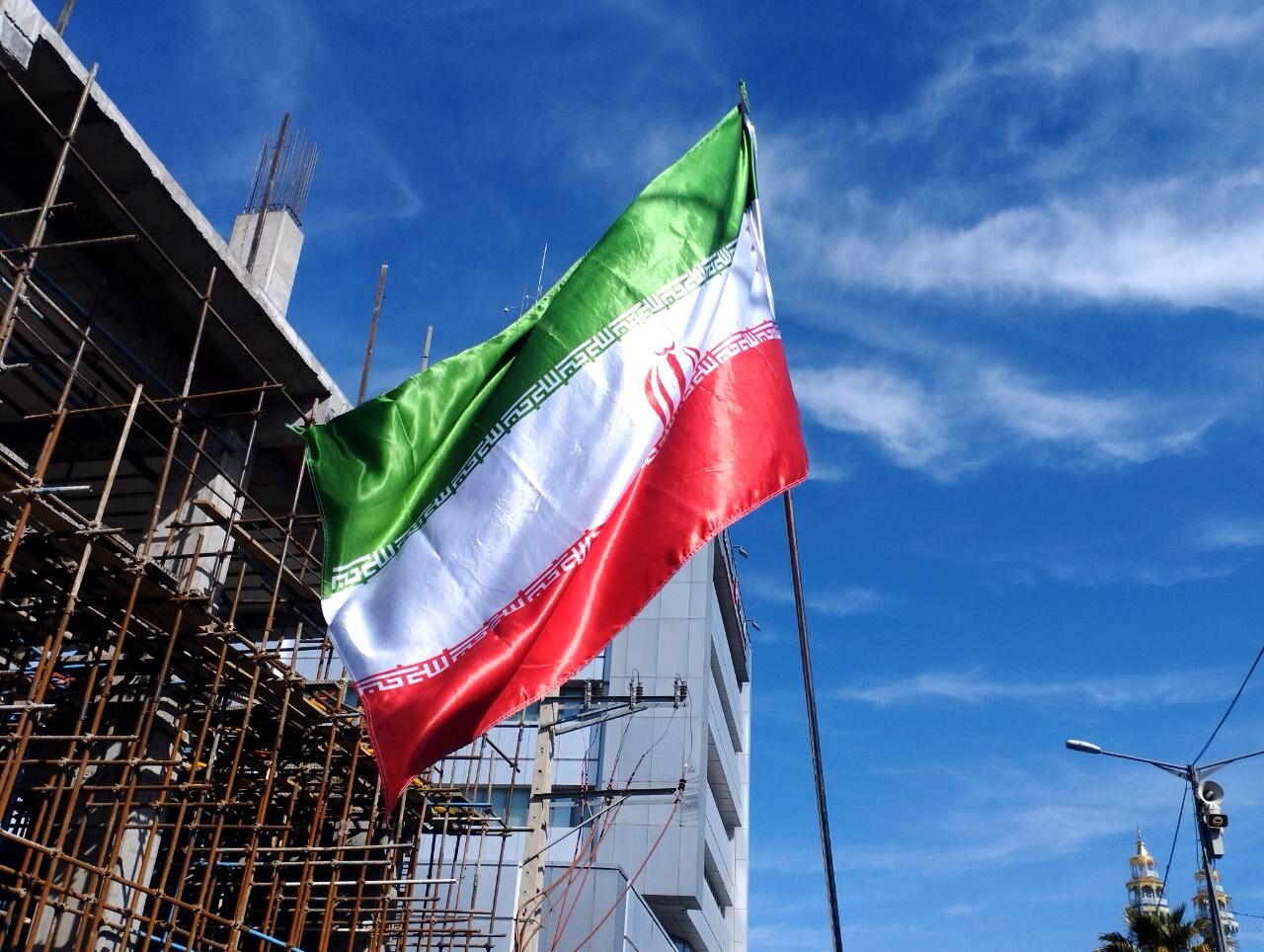 میثاق نسل نو با آرمان‌های امام و شهدا در زاهدان/ حضور پرشور دانش‌آموزان در جشن چهل و ششمین سالگرد پیروزی انقلاب
‌