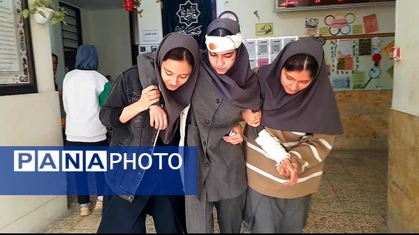 مانور سراسری زلزله در دبیرستان حداد 