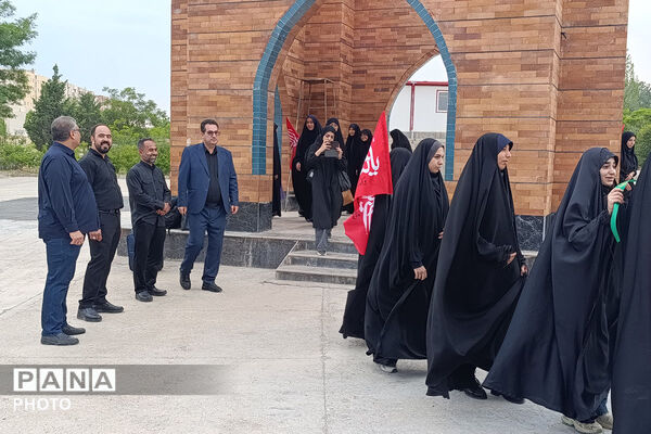 اعزام دانش‌آموزان و دانشجویان بجنوردی به مشهد برای حضور در آیین تشییع پیکر رهبر شهید
