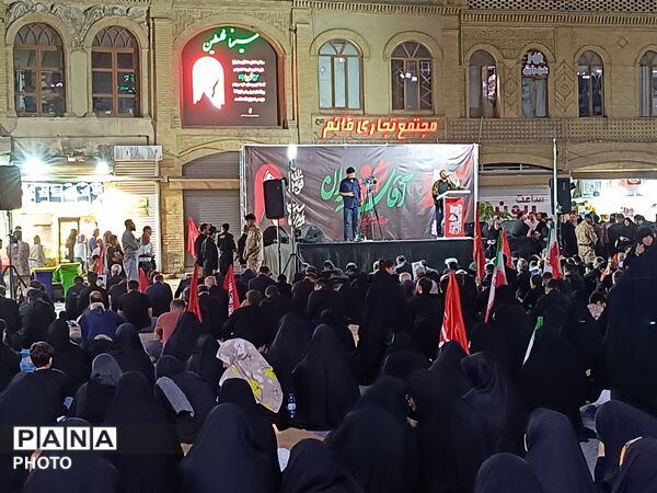 بازخوانی شکوهِ وفاداری به رهبر شهید در همدان