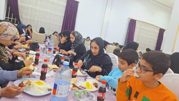 ضیافت افطاری در تالار نور یزد
