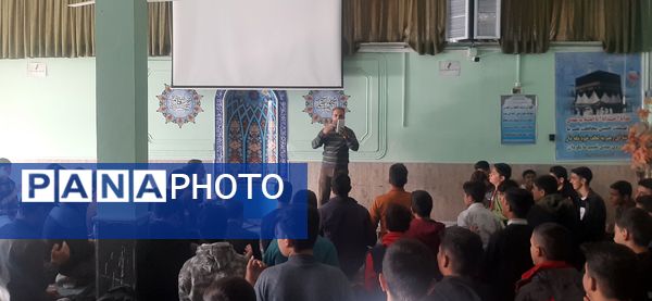 اولین مراسم زیارت عاشورای  دبیرستان شاهد ابوذر غفاری نیشابور به‌مناسبت شهادت شهید سید حسن نصرالله 