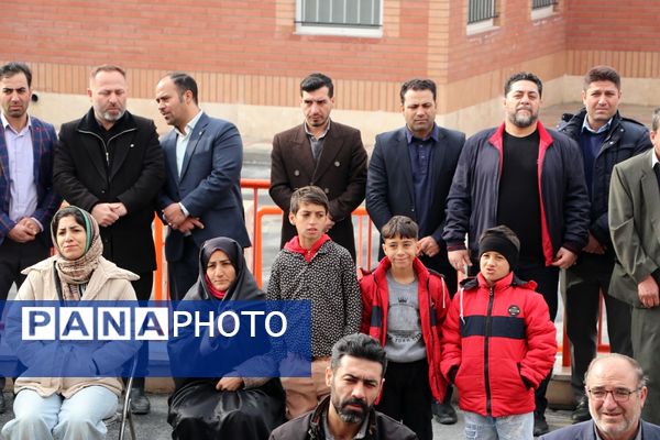 مدرسه با خنده‌های بچه‌ها افتتاح شد