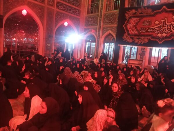 برگزاری مراسم شب سوم عزاداری اباعبدالله(ع) در تکیه ابوالفضلی نیشابور
