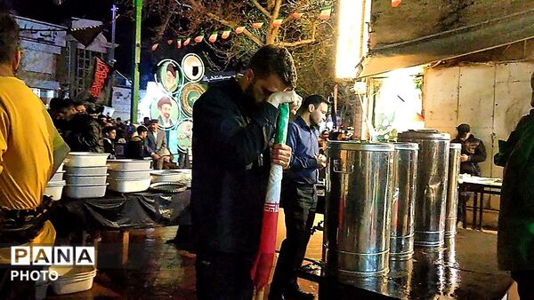 تجمع مردمی برای خونخواهی در مسجد جامع شهرستان نیشابور