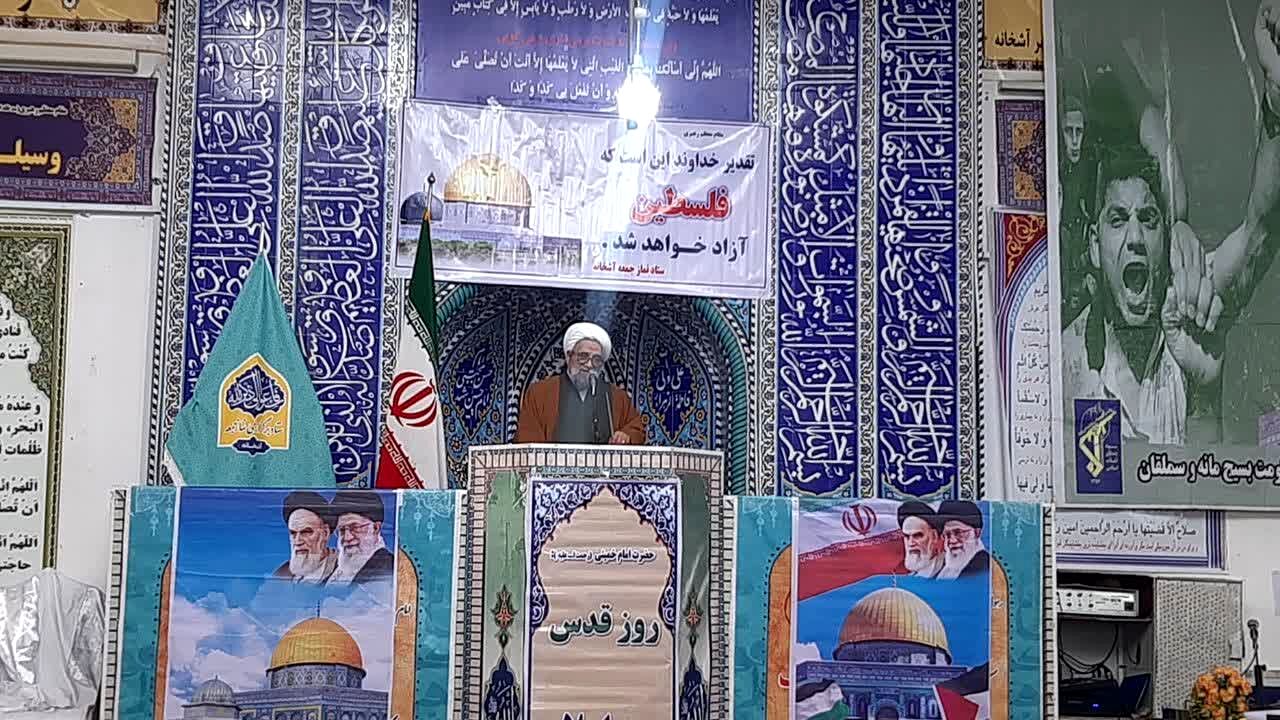 روز قدس روز مقابله مستضعفین با مستکبرین است