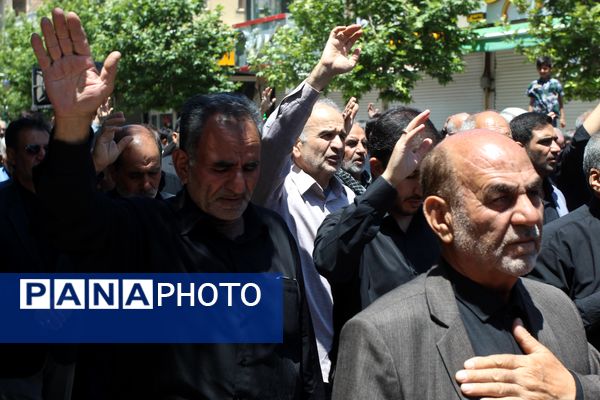 حرکت دسته عزاداری رحلت امام خمینی 