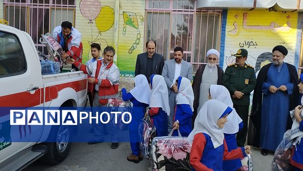 موج همدلی در مدارس گناباد