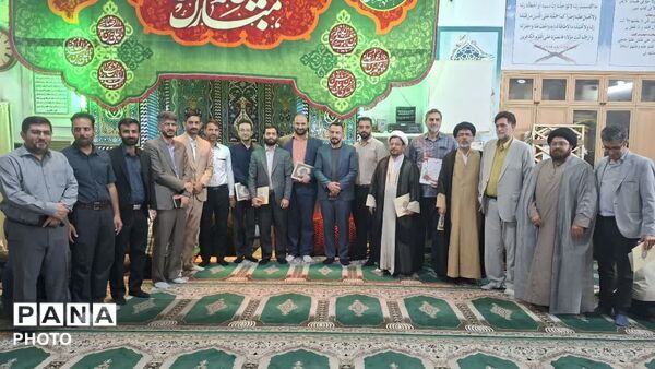 آیین تقدیر از ۷۰ معلم جهادی در مسجد انصارالحسین(ع) قم
