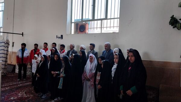 میز خدمت مسئولان در نماز جمعه شهر وردنجان