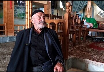 پرچم امام حسین(ع) را برافراشته نگه دارید