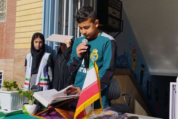 برگزاری مراسم روز دانش‌آموز در مدارس بهارستان‌دو