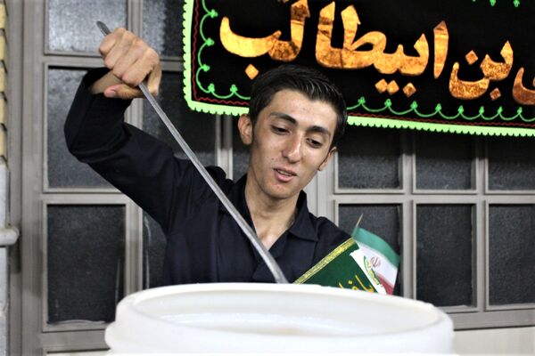 هیات عزاداری دانش‌آموزان و فرهنگیان استان قم