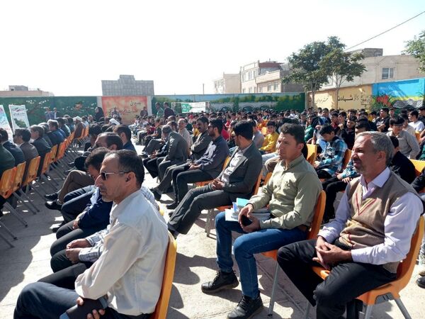 نواختن زنگ مهر و ایثار در شهرستان شیروان
