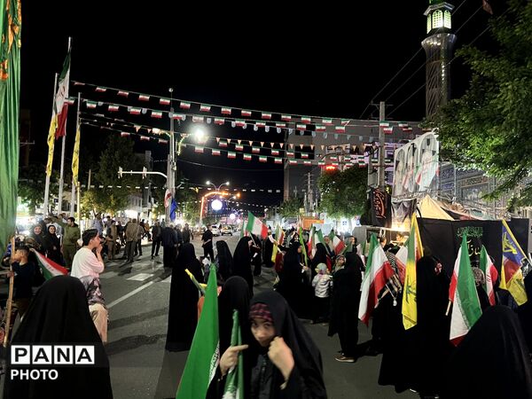 تجمع و راهپیمایی پرشور مردم ساوجبلاغ 