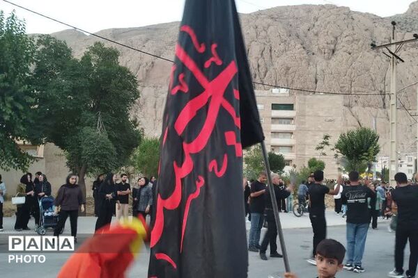 نوجوانان زرقانی؛ پرچم‌داران کوچک عزای حسینی