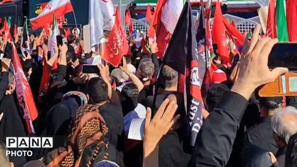 وداعِ باشکوه در مشهد؛ آخرین سفرِ رهبر شهید