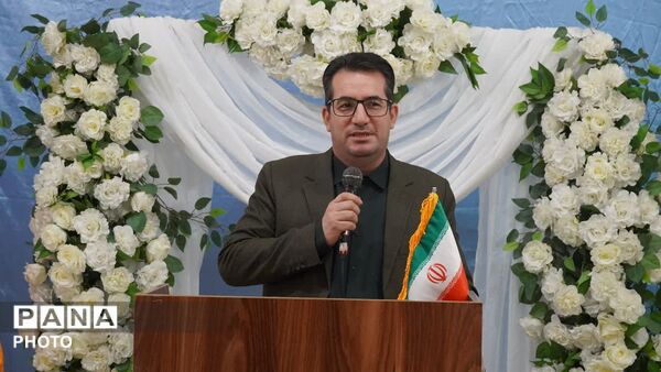 آیین تجلیل از فرهنگی بازنشسته در شهرستان مانه
