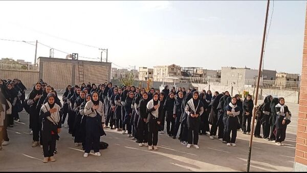 برگزاری جشن جوانه ها در آموزشگاه مرحوم صفری خلیل آباد 
