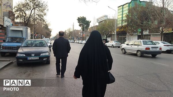 شهر نیشابور مشکی پوش شد ـ ۱ 