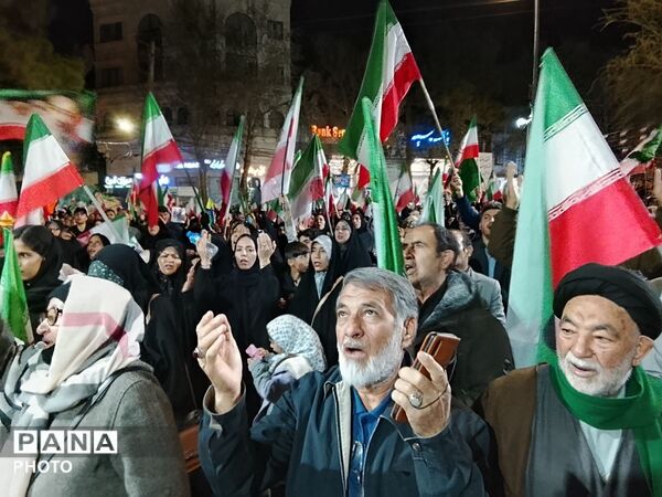 بیست و نهمین موج موشک از جنس مردم
