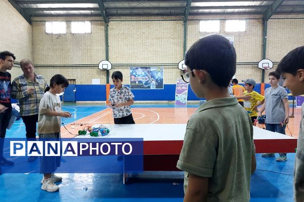 اختتامیه کلاس‌های تابستانی پژوهش‌سرای خواجه نصیر با درخشش دانش‌آموزان